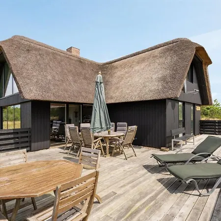 Reiko Holiday home