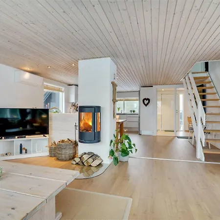 Reiko - 1-5km From The Sea By Interhome Feriehus *