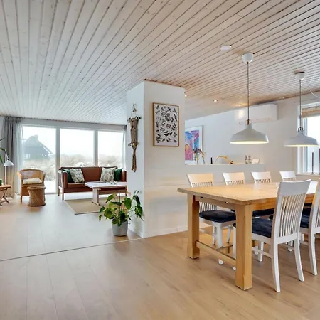 Dom wakacyjny Reiko - 1-5km From The Sea By Interhome