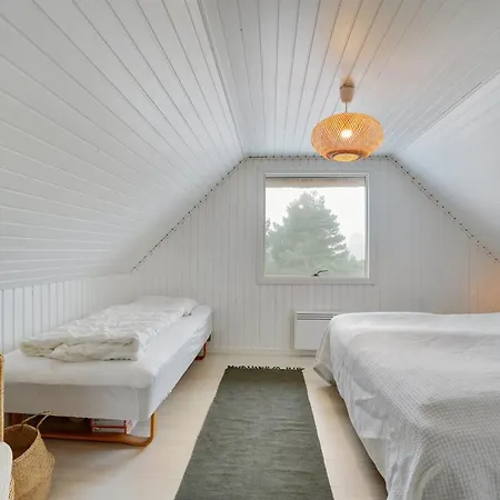 Dom wakacyjny Reiko - 1-5km From The Sea By Interhome