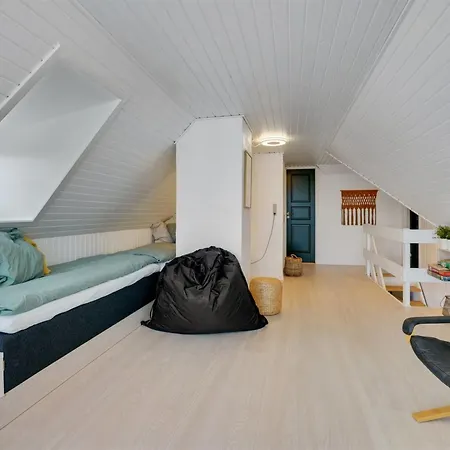 Dom wakacyjny Reiko - 1-5km From The Sea By Interhome *